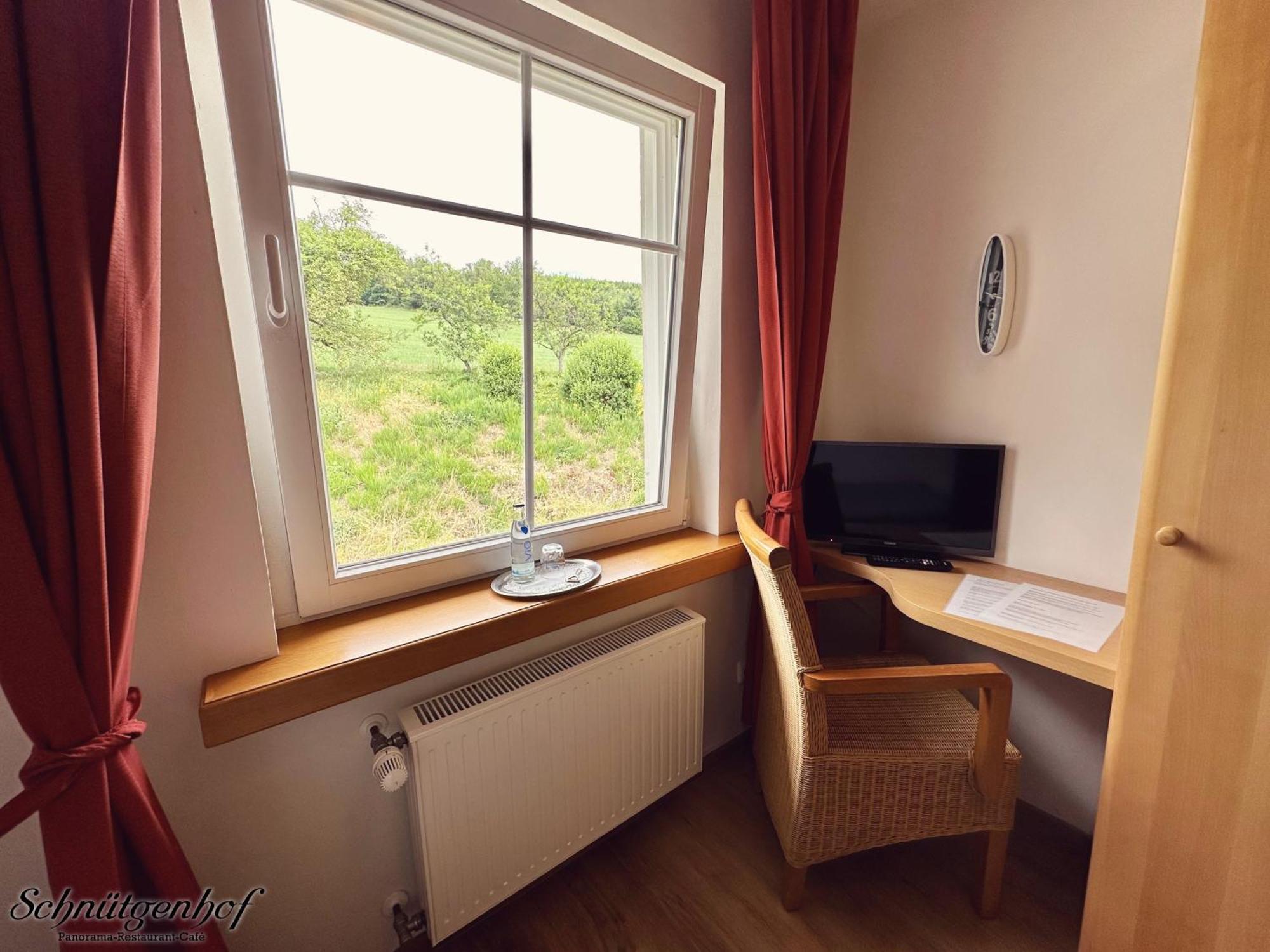 Schnuetgenhof Uebernachtung Am Biggesee Attendorn Room photo